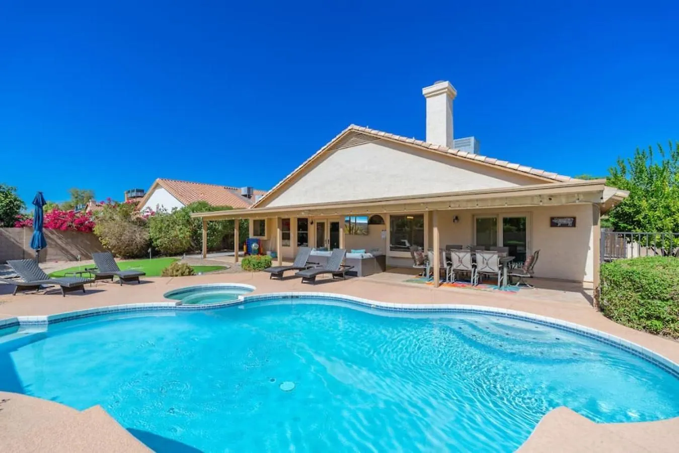 Luxury Scottsdale Retreat Heated Pool And Mini Golf Villa Phoenix