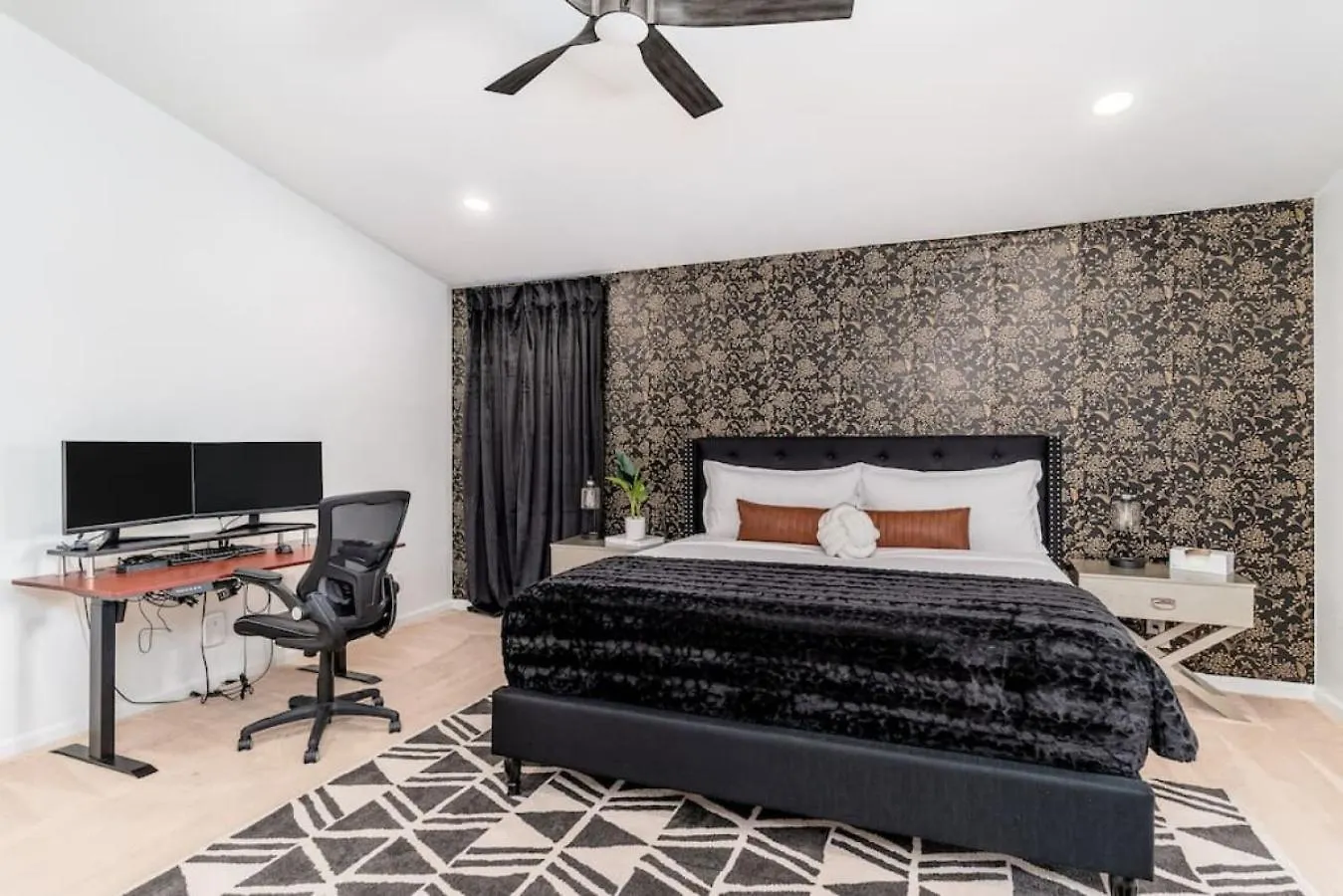 Holiday home Luxury Scottsdale Retreat Heated Pool And Mini Golf Villa Phoenix